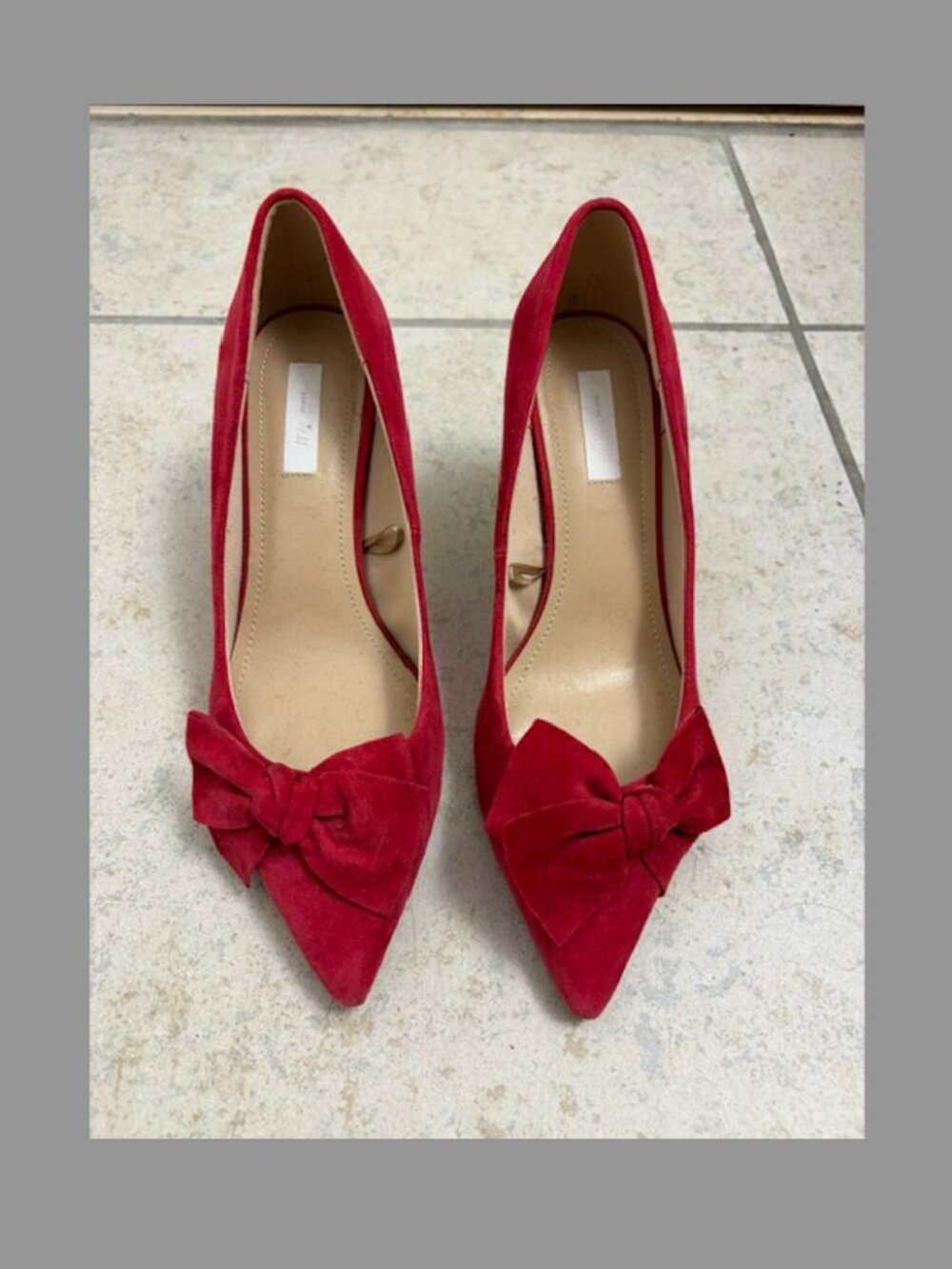 H&M Women's Red Bow Heels US6 Eur37 Pumps Faux Suede Pointed Toe